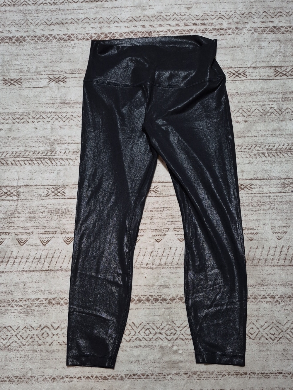 lululemon athletica Shiny Black Cropped Leggings